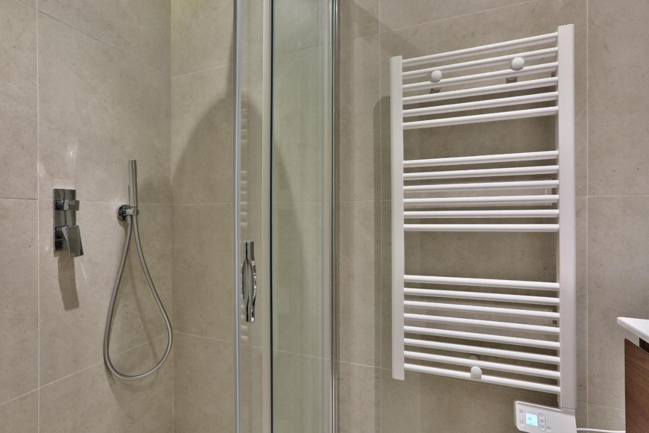 139 - Urban Pretty Duplex In Saint-Germain Apartment Paris Ngoại thất bức ảnh